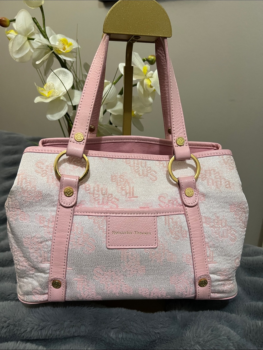 Samantha Thavasa Pink and White/Silver Logo Jacquard Tote EUC retail $249